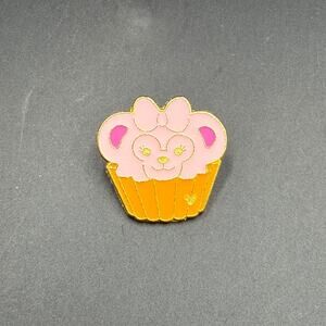 Disney Shellie May Cupcake Trading Pin